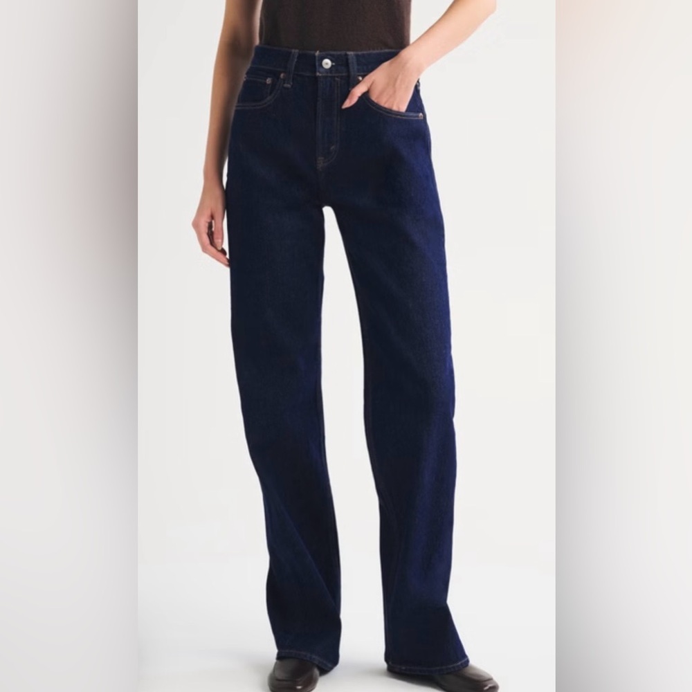 Abercrombie & Fitch High Rise 90s Relaxed Jean | Size 29 | Dark Rinse